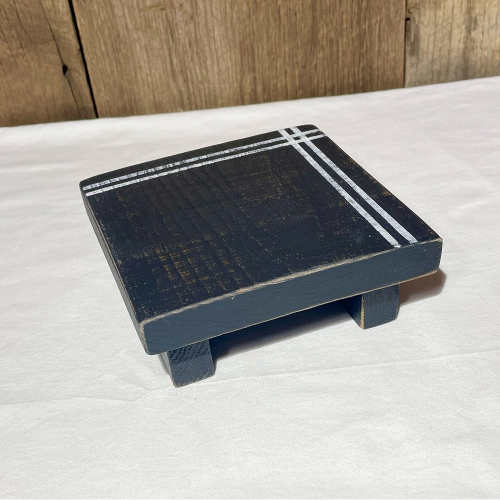 Handmade Farmhouse Wood Riser - Picture 4 of 7